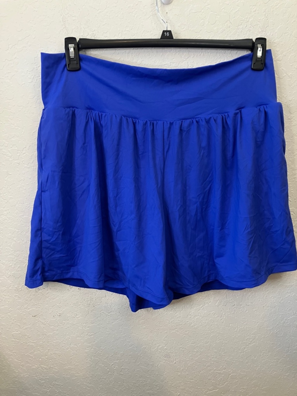 Halara Super High Waisted Pocket  2-in-1 Yoga Plus Size Shorts 4''-Longer Length